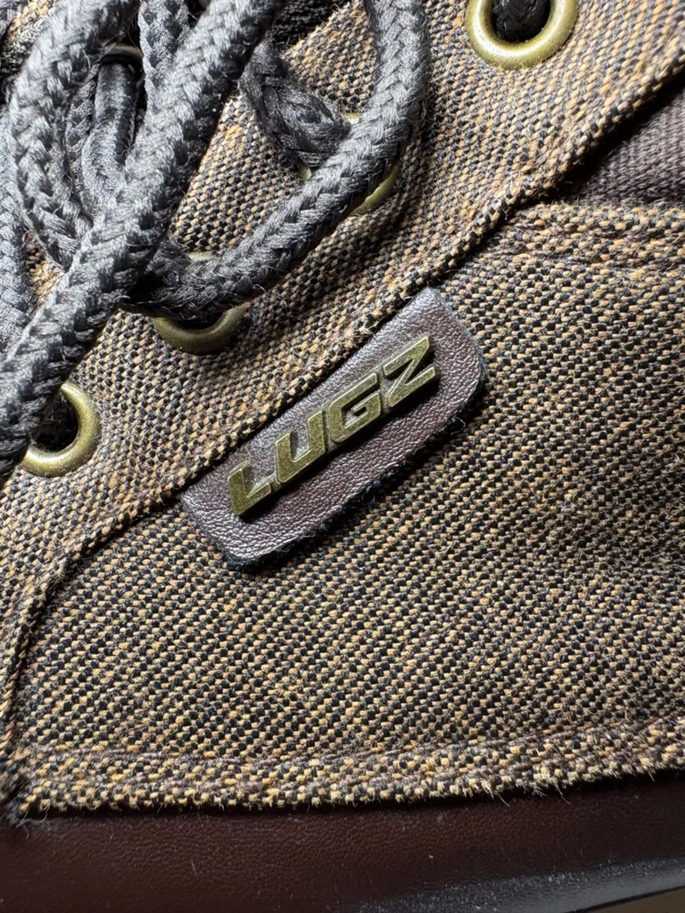 Lugz Men's Boomer Duck Toe & Brown‎ Canvas Sneakers Size 9.5